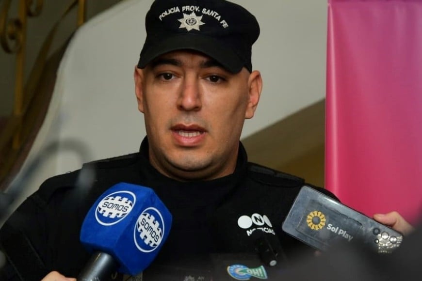 policías salvan beba