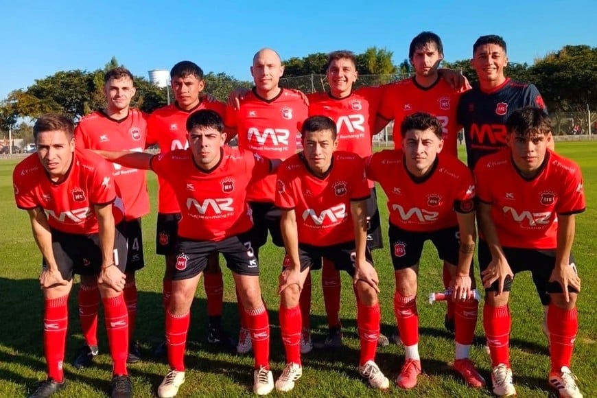 Los 11 de Romang que consiguieron la clasificación a 3° ronda. Foto: Prensa Romang FC.