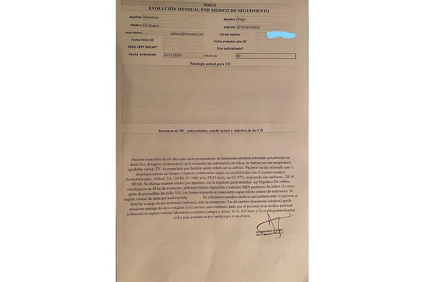 Uno de los documentos firmados por Di Spagna cuando lo visitó a Maradona en Olivos.