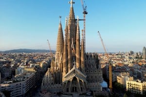 El pontífice encabezará una ceremonia en un ícono arquitectónico, conmemorando el legado espiritual del creador del templo más visitado de España. REUTERS/Guillermo Martinez
