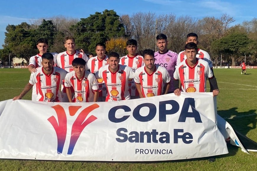 Los 11 de San Justo que lograron la clasificación en San Justo. Foto: Luciano Villarroel.