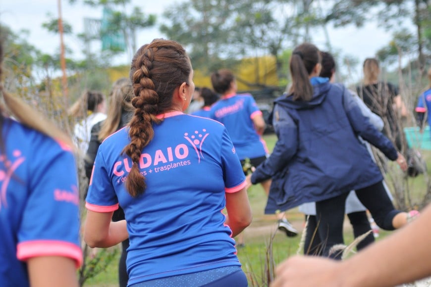 Actividad deportiva con foco en la concientización sobre trasplantes.