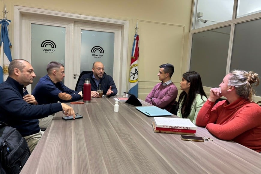 Encuentro presentó un informe sobre la futura Carta Orgánica de Santa Fe.