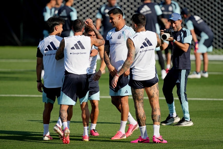 Soccer Football - FIFA World Cup 2026 - Argentina Training - Sporting KC Training Centre, Kansas City, Kansas, U.S. - June 3, 2026
Argentina players during training IMAGN IMAGES via Reuters/Denny Medley