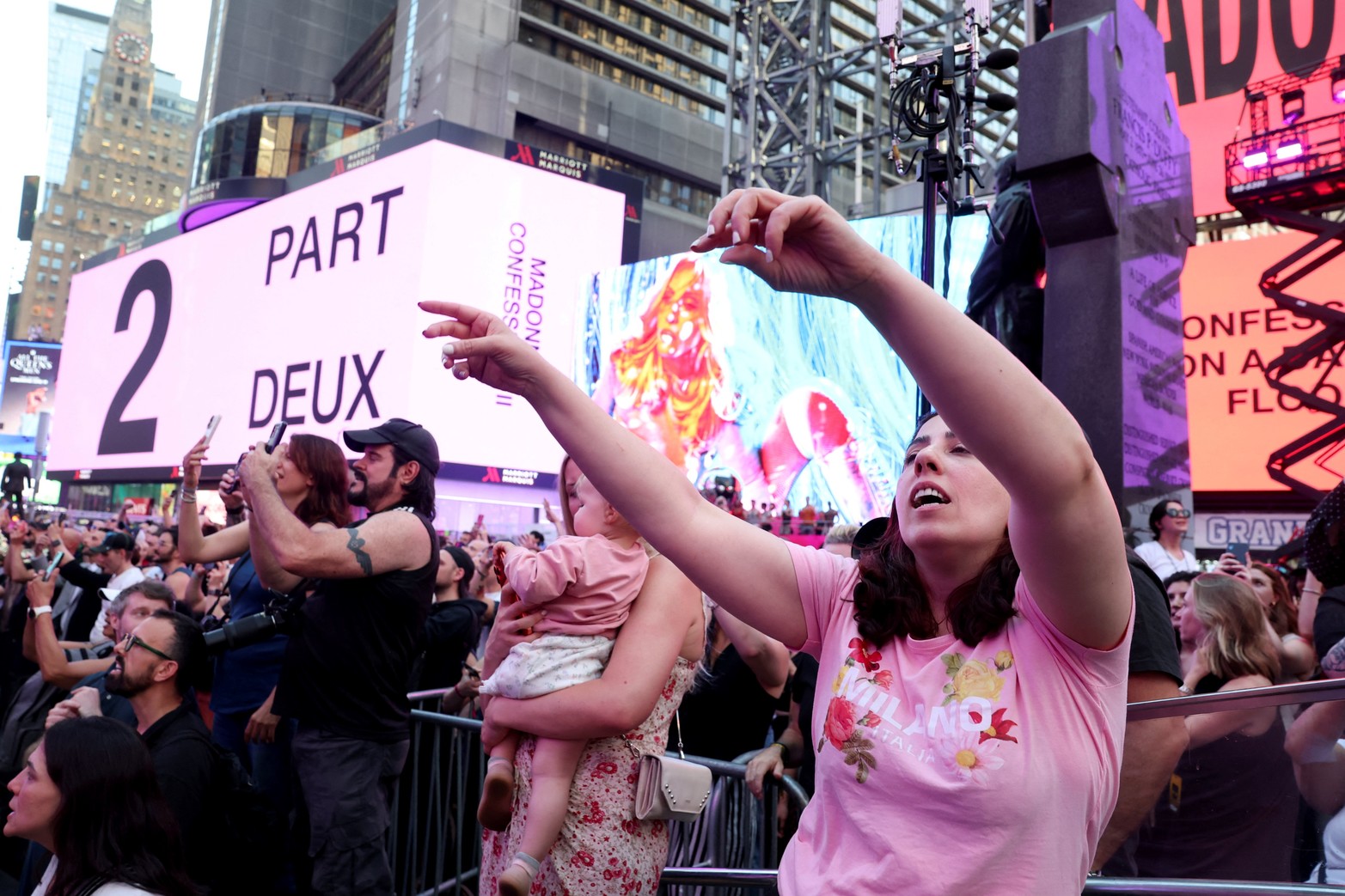 Madonna sorprendió con un concierto gratuito en Times Square