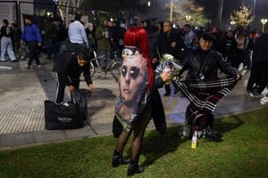 El adiós en Plaza de Mayo este viernes. Crédito: REUTERS/Matias Baglietto