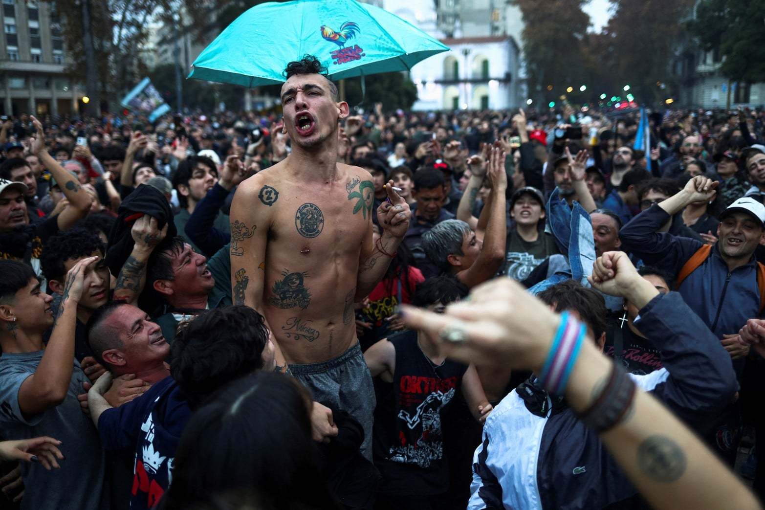 Homenaje al Indio Solari en la Plaza de Mayo.