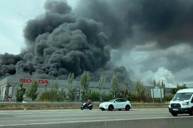 Se incendió la planta de Honda en España.