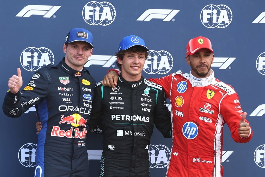 Formula One F1 - Monaco Grand Prix - Circuit de Monaco, Monaco - June 6, 2026
Mercedes' Kimi Antonelli celebrates after qualifying in pole position with second placed Red Bull's Max Verstappen and third placed Ferrari's Lewis Hamilton REUTERS/Jakub Porzycki