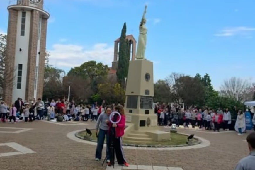 Humboldt refuerza su compromiso ambiental con una jornada educativa y la entrega de baldes para residuos orgánicos