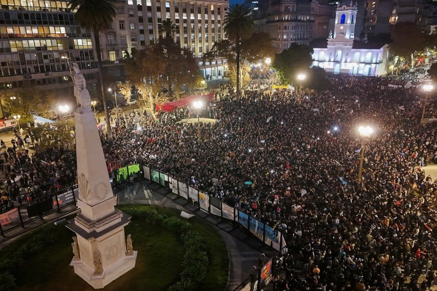 A drone view of fans of Argentine singer Carlos Alberto Solari, also known as Indio Solari, gathering at Plaza de Mayo for a tribute, on the day of his death, in Buenos Aires, Argentina, June 5, 2026. REUTERS/Matias Baglietto