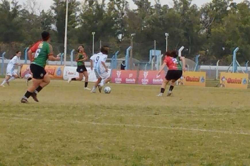 Atlético de Rafaela cayó como local y quedó obligado a revertir una serie complicada en San Jorge.