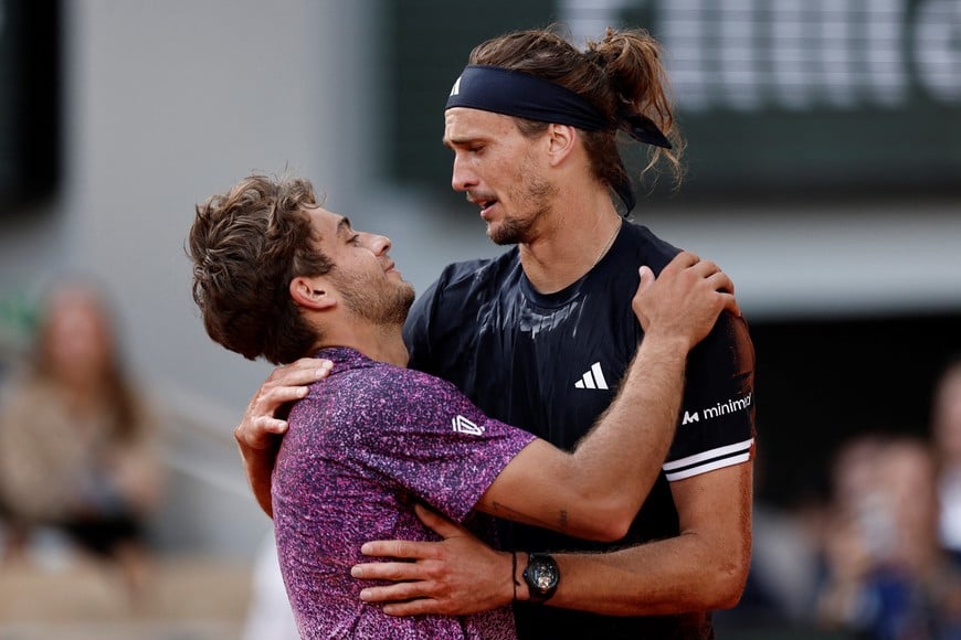 Tennis - French Open - Roland Garros, Paris, France - June 7, 2026
Germany's Alexander Zverev celebrates after winning the final against Italy's Flavio Cobolli REUTERS/Benoit Tessier