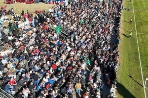 El apoyo de la gente en la semifinal, será clave para Capibaras. Foto: Fernando Nicola.