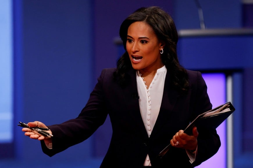Debate moderator Kristen Welker of NBC News speaks before the second 2020 presidential campaign debate between U.S. President Donald Trump and Democratic presidential nominee Joe Biden at Belmont University in Nashville, Tennessee, U.S., October 22, 2020. REUTERS/Mike Segar
