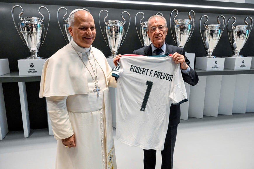 De visita en España: el Papa León en el estadio Santiago Bernabeu