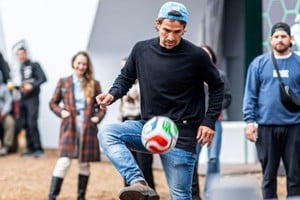Ponzio eligió profundizar su camino en la actividad agropecuaria, una historia que lo une a su familia, a su pueblo y a las generaciones que lo precedieron.
