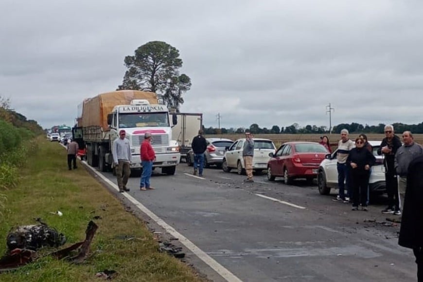 El accidente ocasionó inconvenientes en el tránsito por la ruta 11. Foto: Gentileza