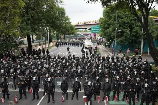 Se anuncia un fuerte operativo de seguridad para el partido inaugural en el Azteca. Foto: Gentileza.