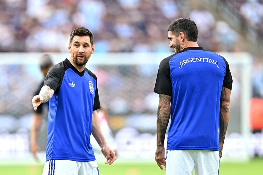 Soccer Football - International Friendly - Argentina v Honduras - Kyle Field, College Station, Texas, U.S. - June 6, 2026
Argentina's Lionel Messi and Rodrigo De Paul during the warm up before the match IMAGN IMAGES via Reuters/Maria Lysaker