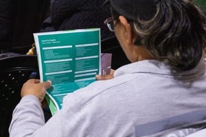 La iniciativa alcanzará a cientos de agentes de distintas áreas operativas y de atención ciudadana.