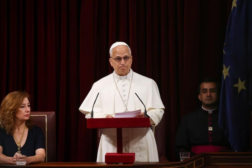 8 de junio de 2026. Francina Armengol, presidenta del Congreso de los Diputados, presta atención al discurso del papa León XIV en la Cámara Baja del parlamento español.