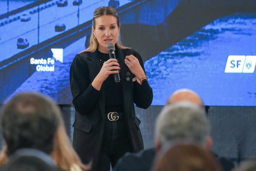 Virginia Coudannes destacó al foro como una política de Estado para Santa Fe.