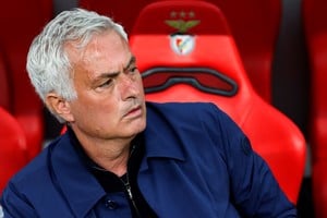 José Mourinho cerró su ciclo en Benfica y será presentado en Real Madrid. Credito: REUTERS/Pedro Rocha