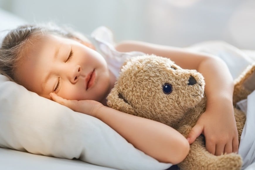 Todos soñamos varias veces por noche, pero no todas las personas recuerdan esos sueños al despertar.