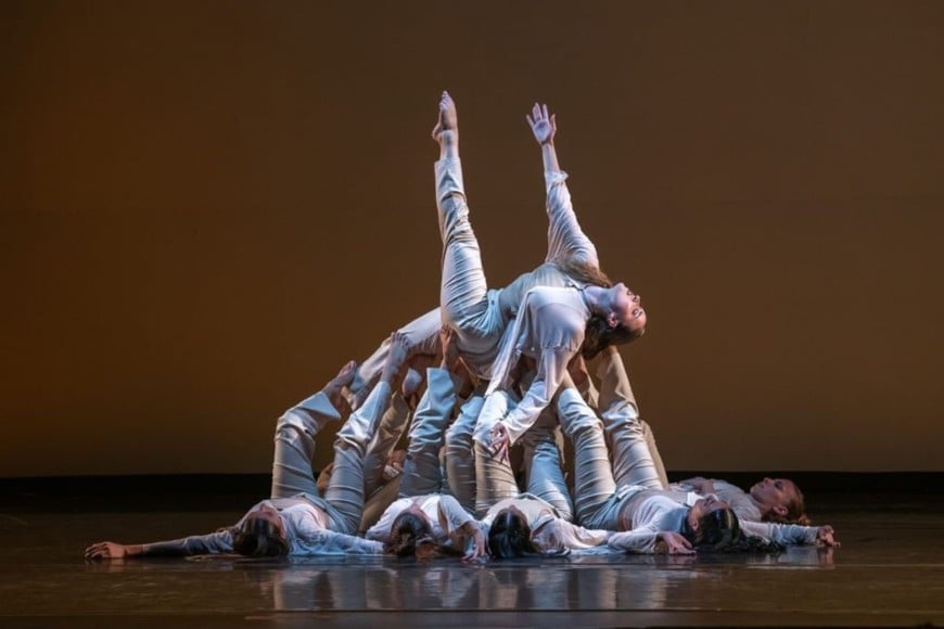Vendaval Compañía de Danza, la agrupación santafesina dirigida por María Paz Meza, formará parte de la gala Danzar por la Paz, a beneficio de Unicef Argentina