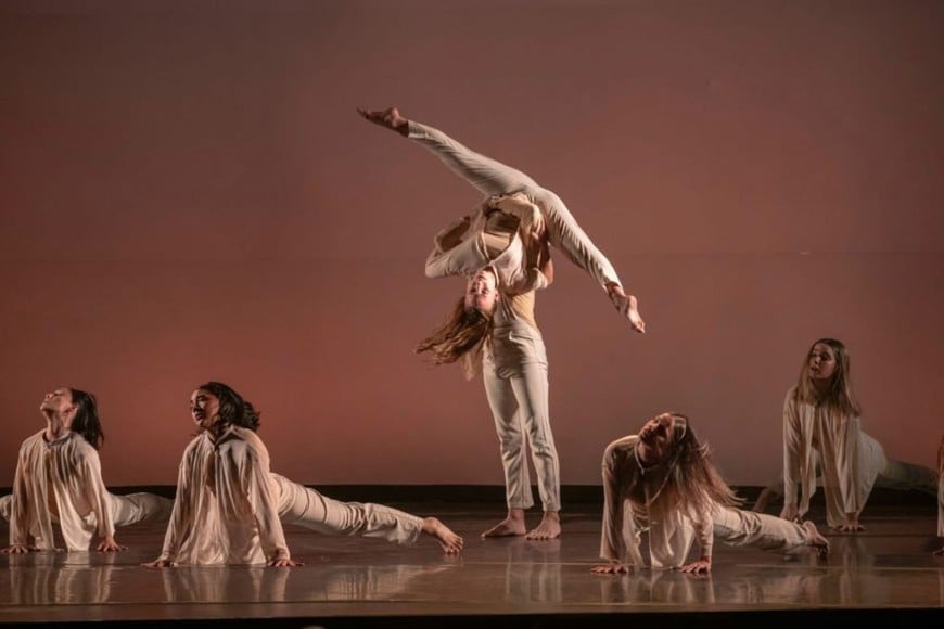 Vendaval Compañía de Danza, la agrupación santafesina dirigida por María Paz Meza, formará parte de la gala Danzar por la Paz, a beneficio de Unicef Argentina