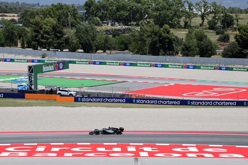 Formula One F1 - Barcelona-Catalunya Grand Prix - Circuit de Barcelona-Catalunya, Barcelona, Spain - June 12, 2026
Mercedes' George Russell during practice REUTERS/Nacho Doce