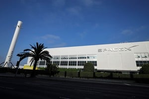 Las instalaciones de SpaceX en Hawthorne el día de su salida a bolsa. REUTERS/Mike Blake