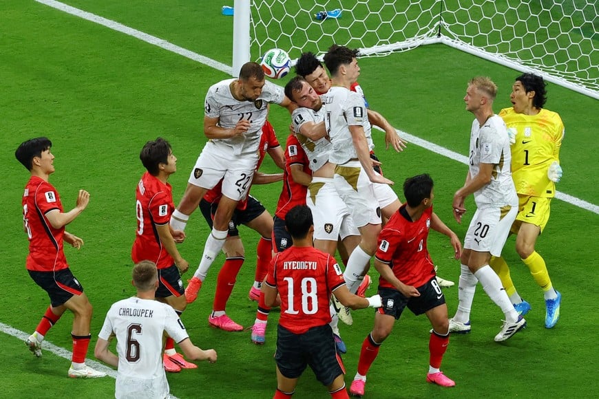 Soccer Football - FIFA World Cup 2026 - Group A - South Korea v Czech Republic - Estadio Guadalajara, Guadalajara, Mexico - June 11, 2026
Czech Republic's Tomas Soucek in action REUTERS/Daniel Becerril