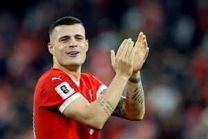 FILE PHOTO: Soccer Football - FIFA World Cup - UEFA Qualifiers - Group B - Switzerland v Sweden - Stade de Geneve, Geneva, Switzerland - November 15, 2025
Switzerland's Granit Xhaka applauds fans after the match REUTERS/Stefan Wermuth/File Photo