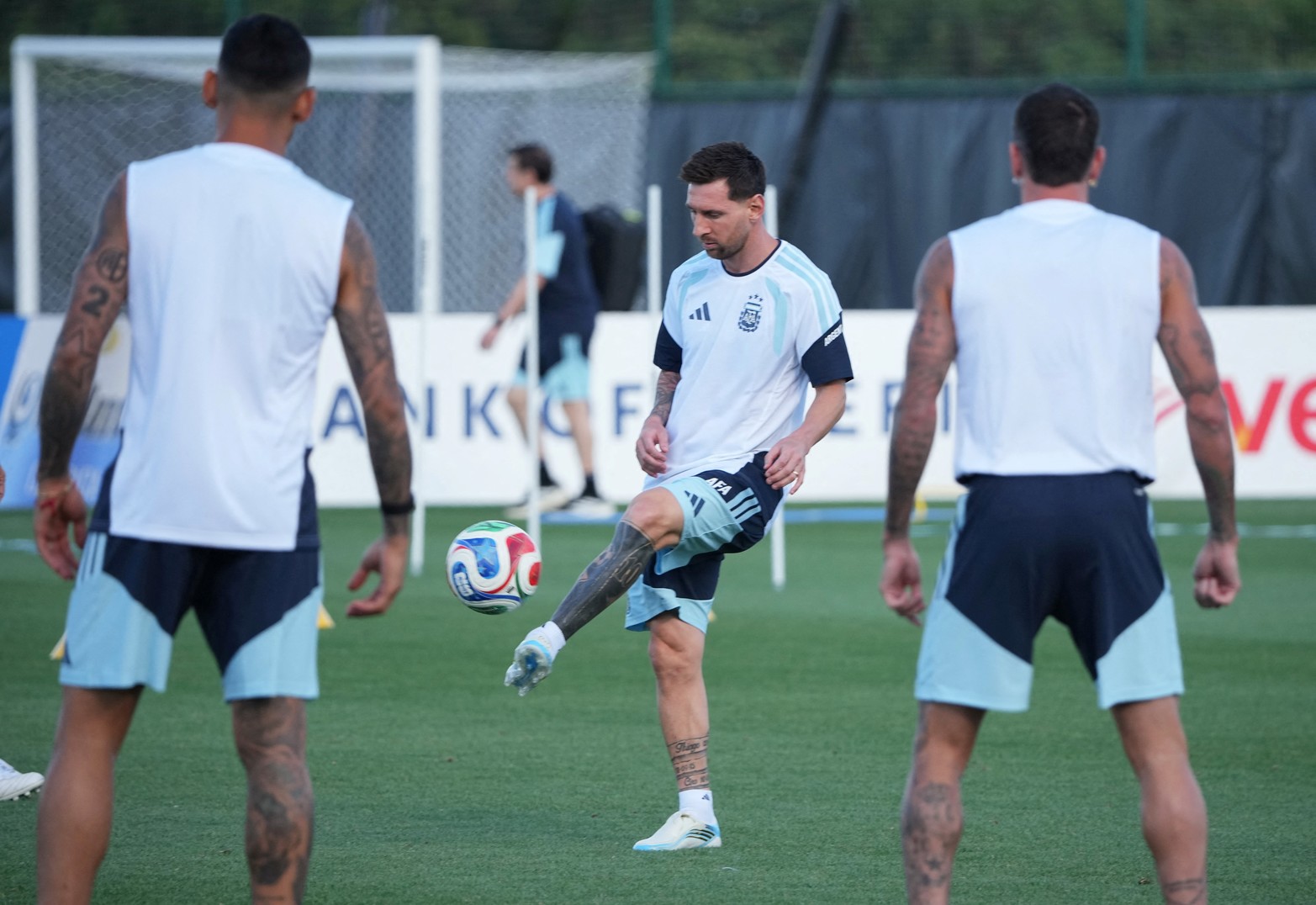 La Selección ultima detalles de cara al debut con Argelia