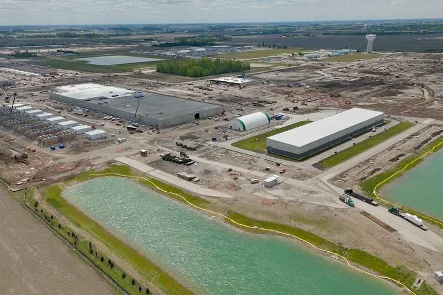 A drone view shows construction underway on Meta's new data center in Middleton Township, Ohio, U.S., May 13, 2026. REUTERS/Eric Cox