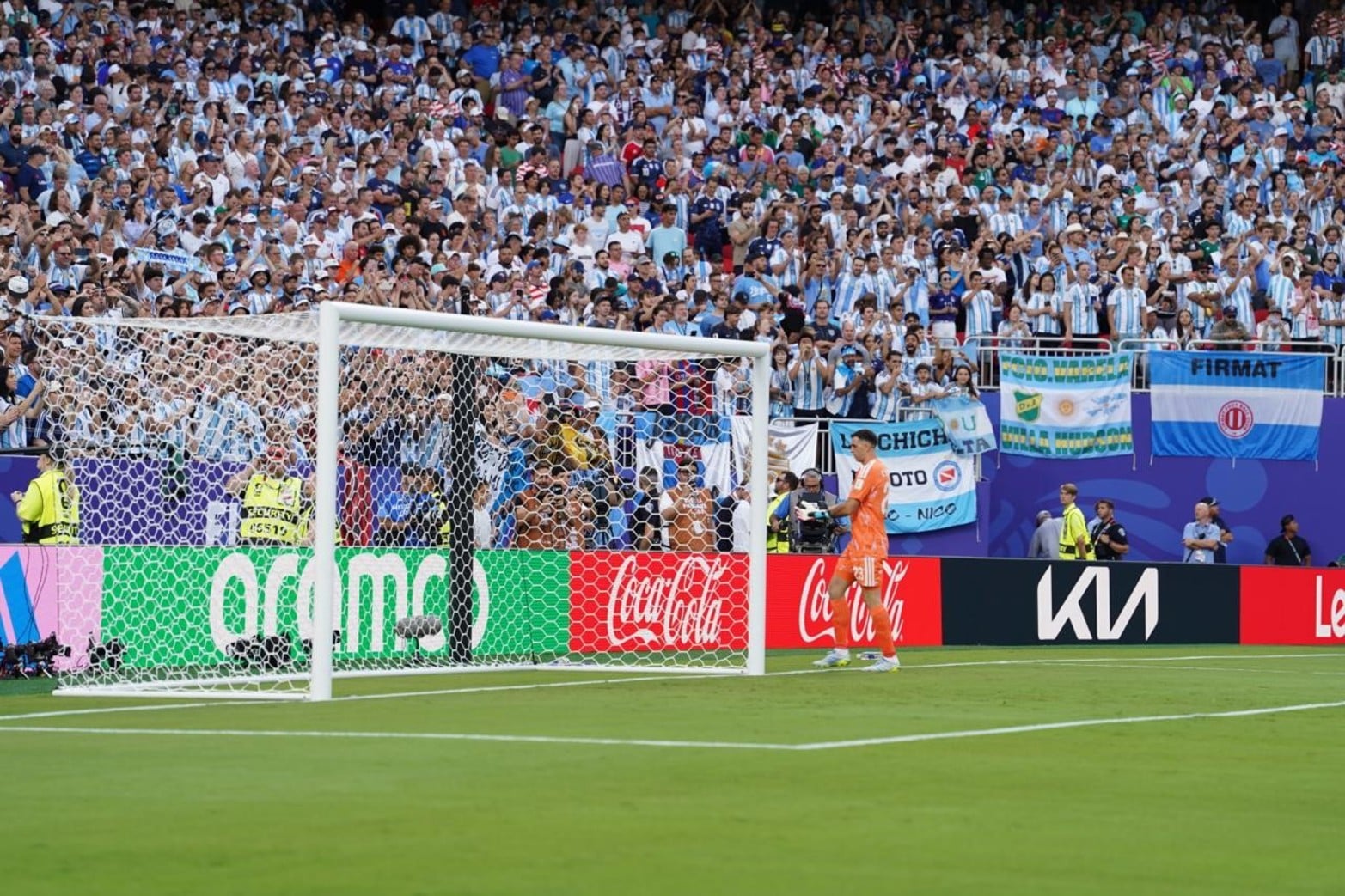 Las fotos de El Litoral en una noche histórica:  Argentina le ganó 3-0 a Argelia