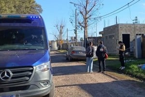 Fallecimiento de las tres víctimas por asfixia por monóxido de carbono.