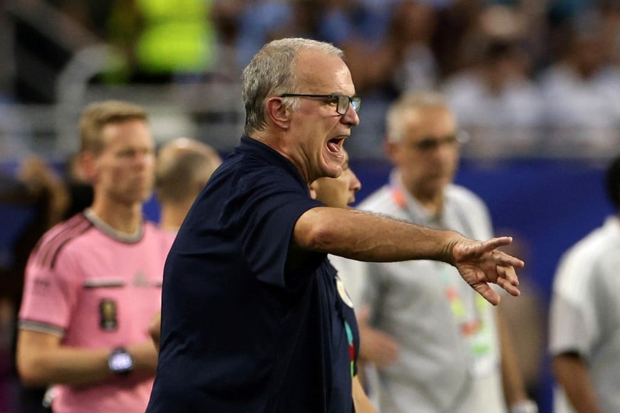 Soccer Football - FIFA World Cup 2026 - Group H - Saudi Arabia v Uruguay - Miami Stadium, Miami Gardens, Florida, U.S. - June 15, 2026
Uruguay coach Marcelo Bielsa reacts during the match REUTERS/Amanda Perobelli