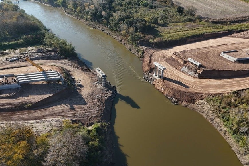 Esta primera etapa está a cargo de la firma Vial Agro S.A y cuenta con una inversión provincial superior a los 40 mil millones de pesos.