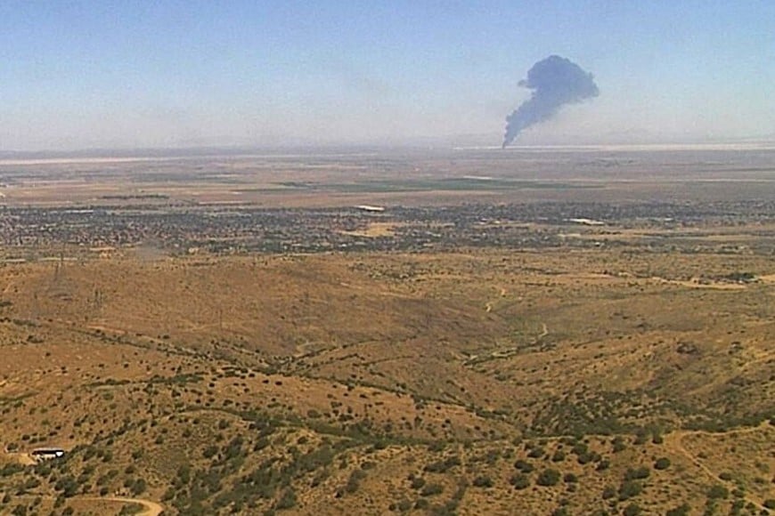 Smoke rises from Edwards Air Force Base after the crash of a U.S. Air Force B-52 bomber aircraft in Edwards, California, U.S., June 15, 2026, in a still image from an ALERTCalifornia fire surveillance camera. ALERTCalifornia/Handout via REUTERS     NO RESALES. NO ARCHIVES. THIS IMAGE HAS BEEN SUPPLIED BY A THIRD PARTY. MANDATORY CREDIT. BEST QUALITY AVAILABLE