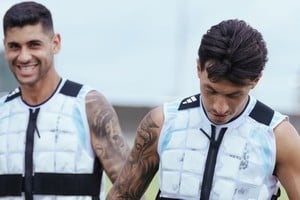 La selección Argentina utilizó pecheras refrigerantes antes del partido contra Austria