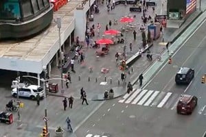 A través de las redes sociales, se viralizaron de manera inmediata diversos registros fílmicos que dieron cuenta del caos.