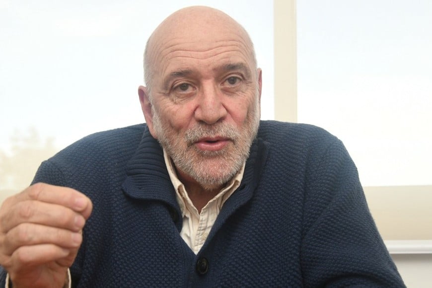 Política y economía en el período 1983-1989. Créditos: Manuel Fabatia