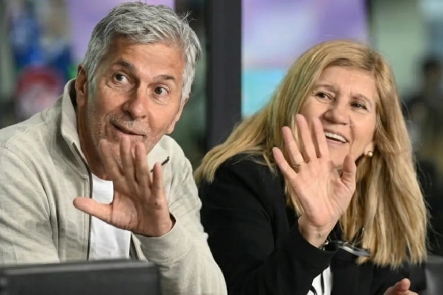 Jorge Messi junto a Celia María Cuccittini.