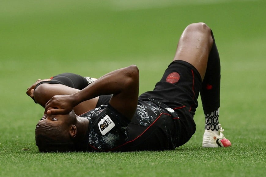 Soccer Football - FIFA World Cup 2026 - Group B - Canada v Qatar - BC Place, Vancouver, Canada - June 18, 2026
Canada's Ismael Kone lays on the ground after sustaining an injury REUTERS/Lee Smith TPX IMAGES OF THE DAY