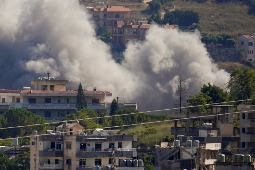 Smoke billows from southern Lebanon following an Israeli strike, as seen from Nabatieh, southern Lebanon, June 19, 2026. REUTERS/Stringer