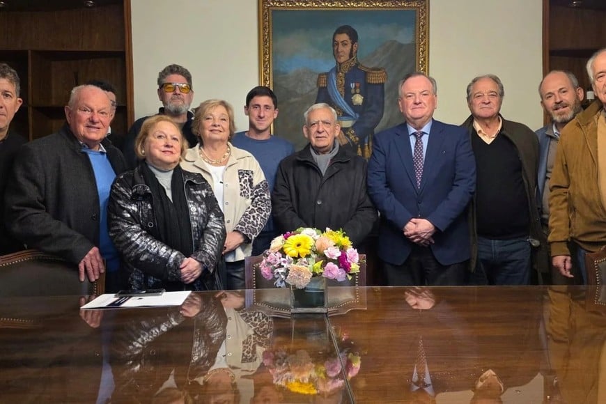 Vecinal y referentes de asociaciones italianas también aportaron sus consideraciones sobre qué usos darle al espacio. Foto: Gentileza Senado