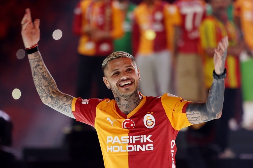 Soccer Football - Super Lig - Galatasaray Trophy Ceremony - Rams Park, Istanbul, Turkey - May 15, 2026
Galatasaray's Mauro Icardi during the trophy ceremony REUTERS/Dilara Senkaya
